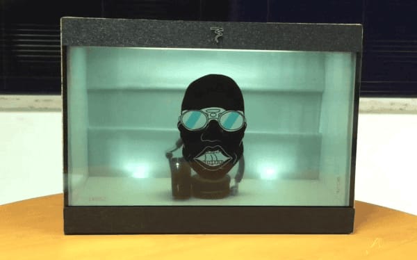 透明展示柜：展示耳機(jī)電子產(chǎn)品的未來之窗